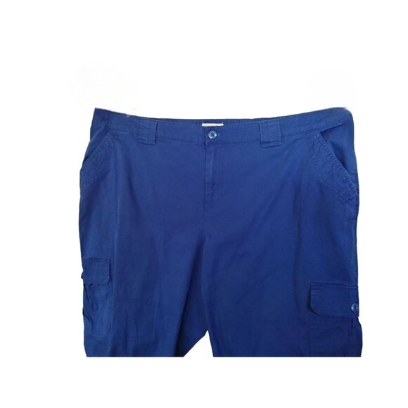 St. Johns Bay Plus Size 20W Blue Cargo Capri Pants With Roll Tab Hem - Picture 3 of 10